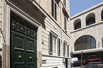 Jfk House Hotel 2*