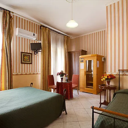 Hotel Aquarium 2*