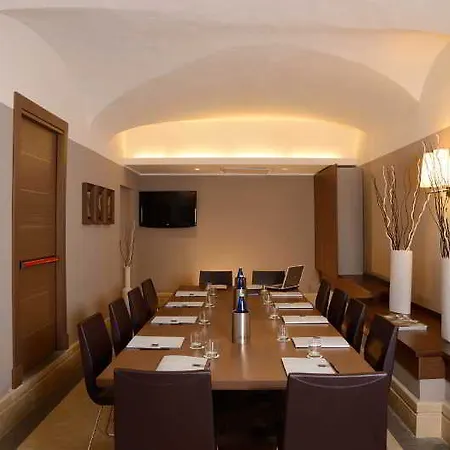 Hotel The Independent Roma