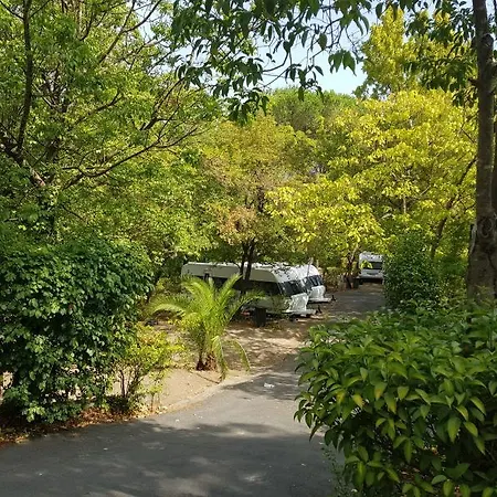 Seven Hills Village Rome