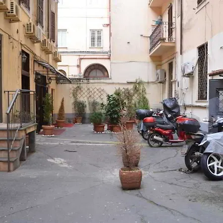 Chicago 2* Rome