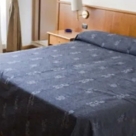 Hotel Laura 3*