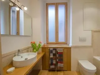 Pantheon Hotel *