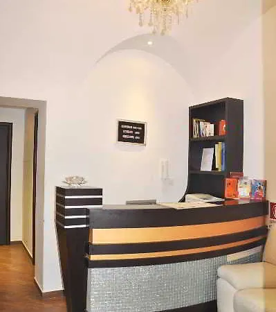 Pensión Romangelo Termini 3*