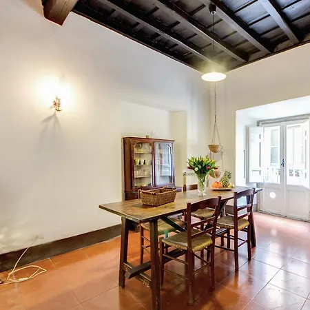 120 M2, 2 Yatak Odalı, 1 Banyolu , Navona Bölgesinde
