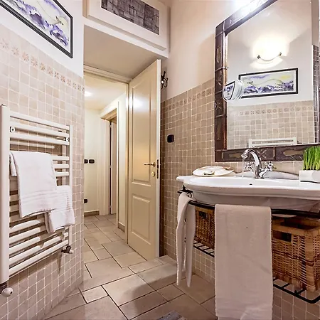 Apartment Palazzo Farnese Historical Rome