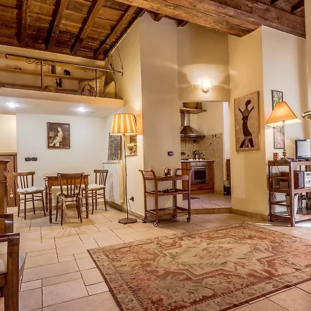 Palazzo Farnese Historical Apartment
