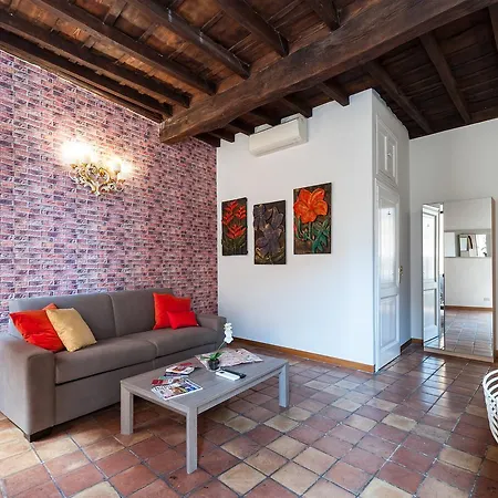 New Luxury Campo De' Fiori Largo Del Pallaro Apartment