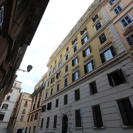 Monti Apartment *