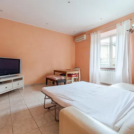 House Lotto29 A Quiet In Garbatella An Amazing Neighborhood Apartment *