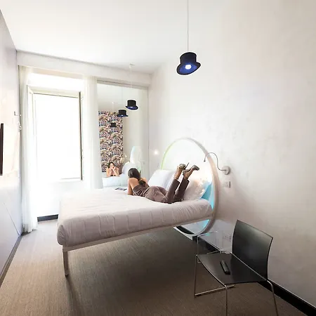 Irooms Jacuzzi Гостевой дом 2*