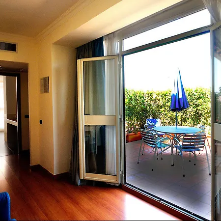 Western Globus 3* Roma