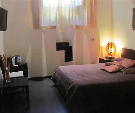 Kiara 2*