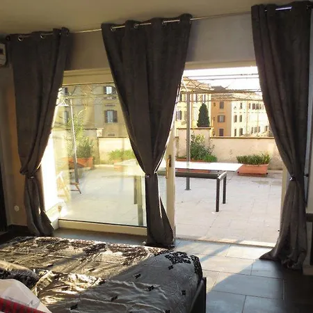 Experience Hostal Roma