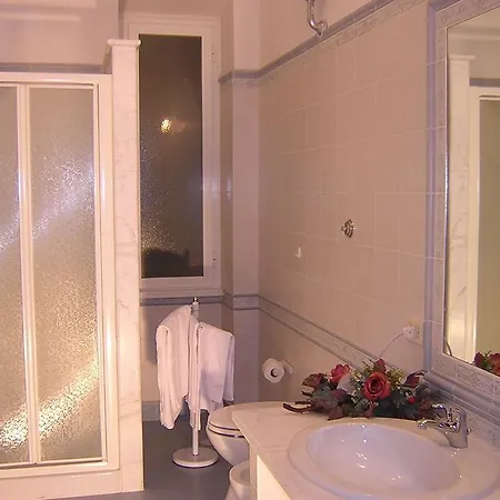 Porta Pia 2* Řím