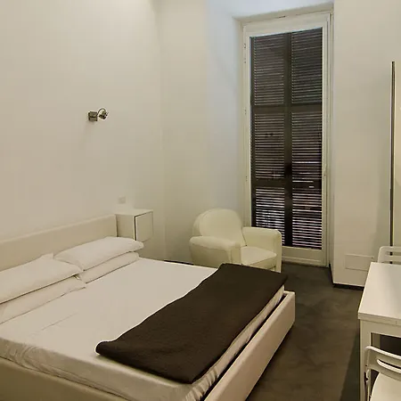 We Love Roma Guest House Guest house