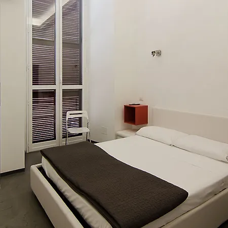 Guest house We Love Roma Guest House 2*