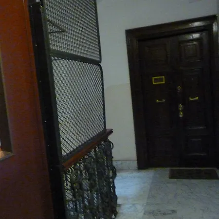 Vatican Vista Apartament *