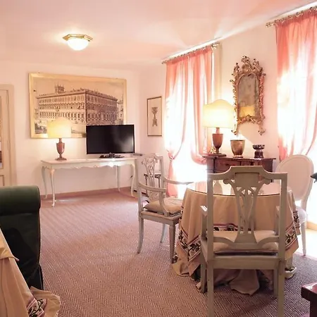 Residenza Ruspoli Bonaparte 4*