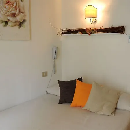 95 In Bed & Breakfast