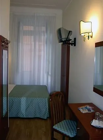 La Girandola Couette-café Rome