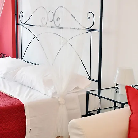 Ideal Bed & Breakfast 3*