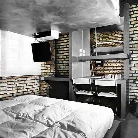 About In Hotel Rom