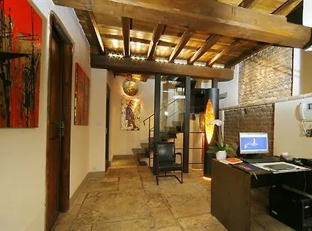 Residenza Torre Colonna Bed & Breakfast Roma