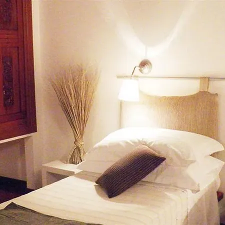 B&B Arco Del Lauro 3* Rome