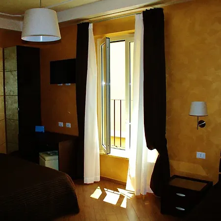 Gasthof My Piazza Di Spagna 4*