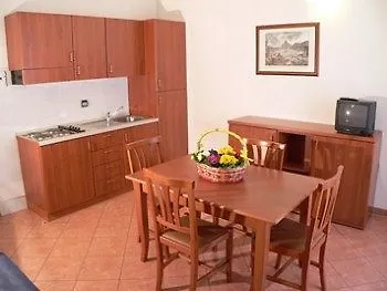 Hotel San Pietro La Corte 3*