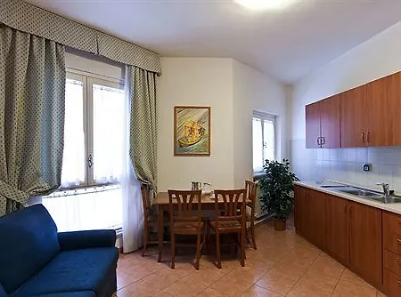 San Pietro La Corte Hotel 3*