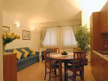 Hotel San Pietro La Corte 3*