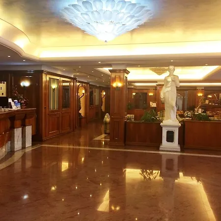 Hotel Capital