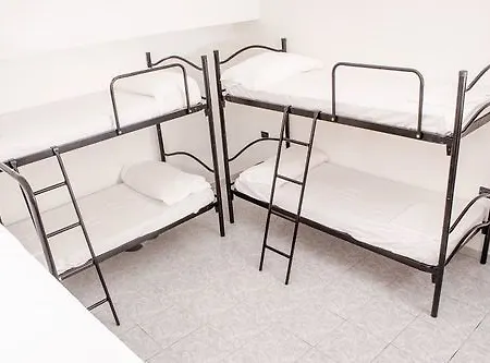 Hostal Melting Pot *
