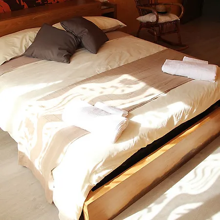 Bed & Breakfast B&B Movie Home