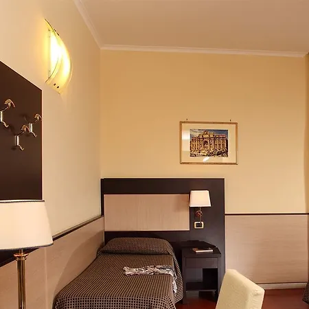 Shg Portamaggiore 3* Rome
