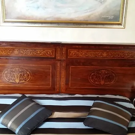 Πανσιόν Trevispagna Charme 3*