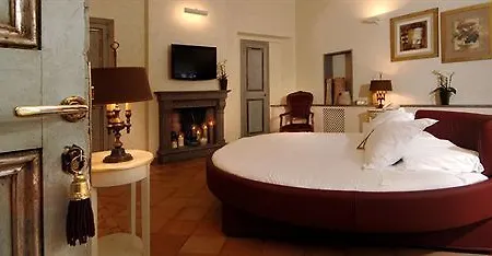 Residenza Frattina Guest house