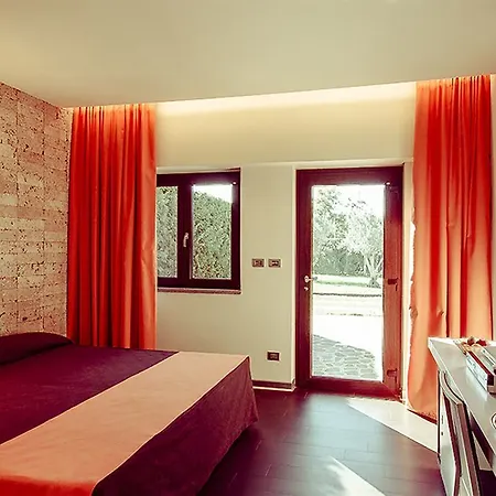 Hotel Ways Garden & Leisure 4*
