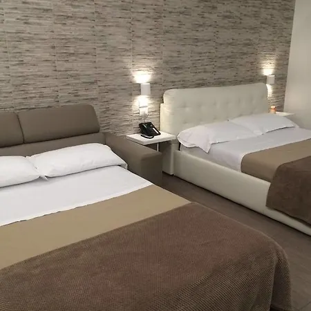 Bed & Breakfast Domus Castroni Pompeo Magno 3*