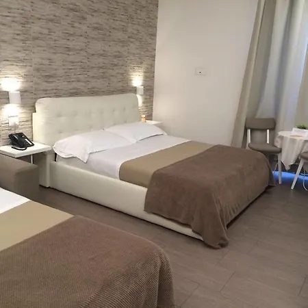Bed & Breakfast Domus Castroni Pompeo Magno Roma
