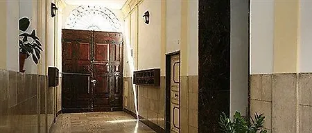 Nicolas 2* Roma