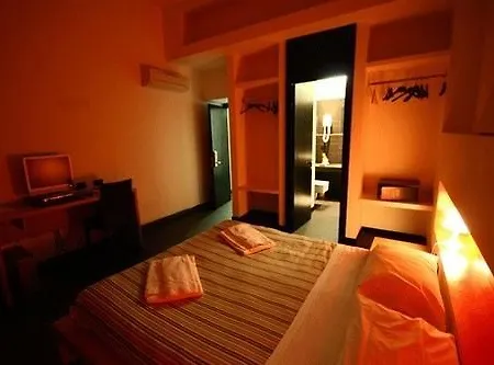 M&j Place Auberge de jeunesse *