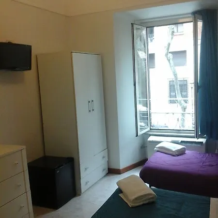 Merulana Star 3* Řím