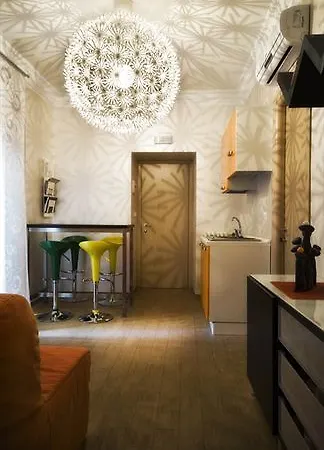 Guest house Domus Diana 2*