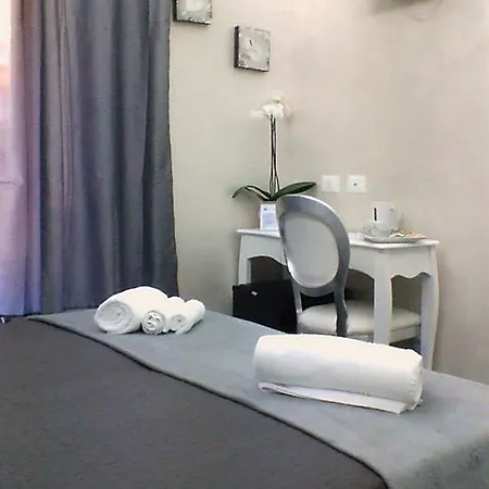 Relais Cavour 2* Řím