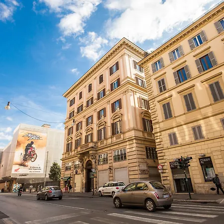 The Club Navona Πανσιόν *