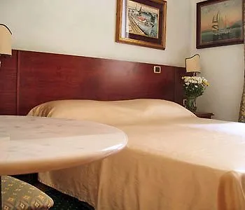 Otel Paba 2*