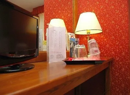 Shasa Hotel 3*